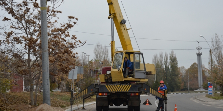 В Николаеве начали строительство троллейбусной линии вокруг Намыва