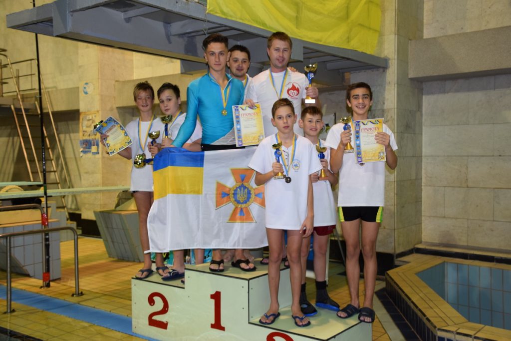 В Николаеве определились победители городских соревнований по подводным видам спорта 19