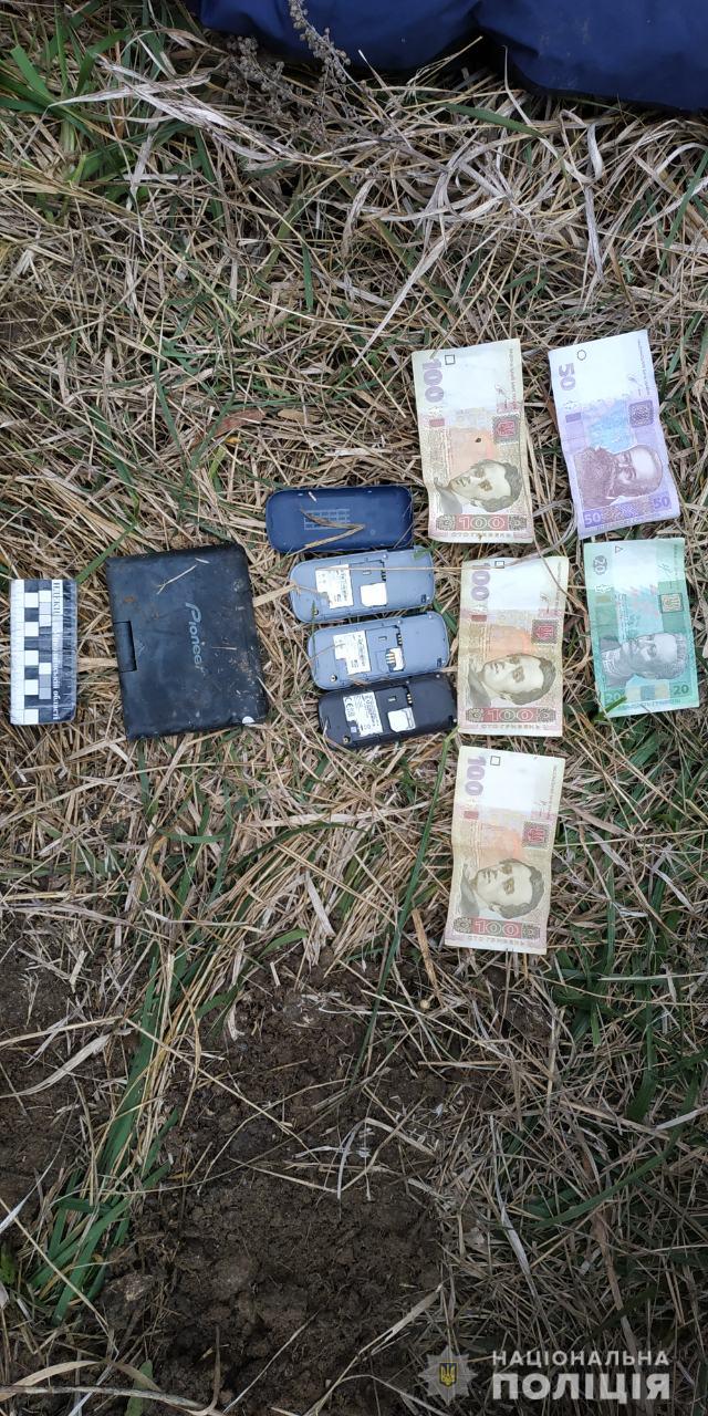 На Николаевщине полиция вместе с фермерами поймали двух воров из Грузии 1