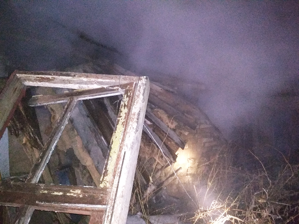 На Николаевщине спасатели обнаружили в горящем доме мертвого хозяина 1