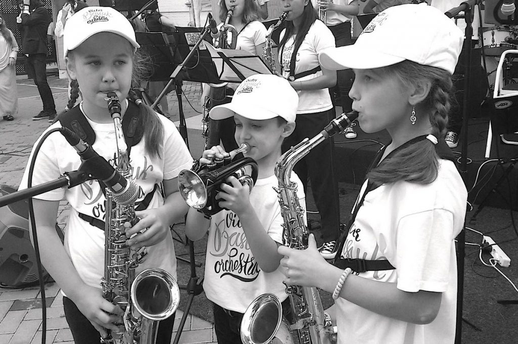 Главное джазовое событие года: фестиваль Jubille-2018 в Николаеве посетят легенда блюза Кит Данн и уникальный детский оркестр 19