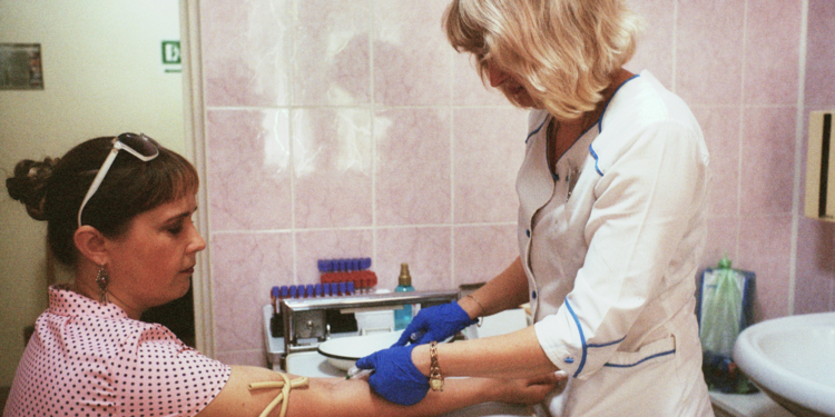 95% николаевских больных с ВИЧ, которые попали в программу “Врачей без границ”, вылечили от гепатита С