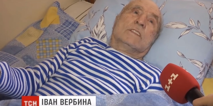 Бандит, ограбивший николаевского ветерана, чтобы попасть в дом, представился полицейским