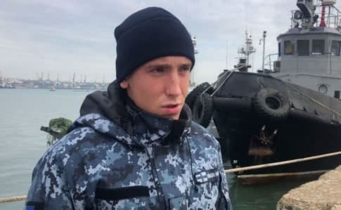 ФСБ обнародовало видео допроса украинских моряков. Командующий ВМСУ говорит, что они дают ложные показания под давлением