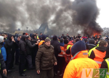 На пункте пропуска «Ягодин», где митингуют “евробляхари”, массовая драка
