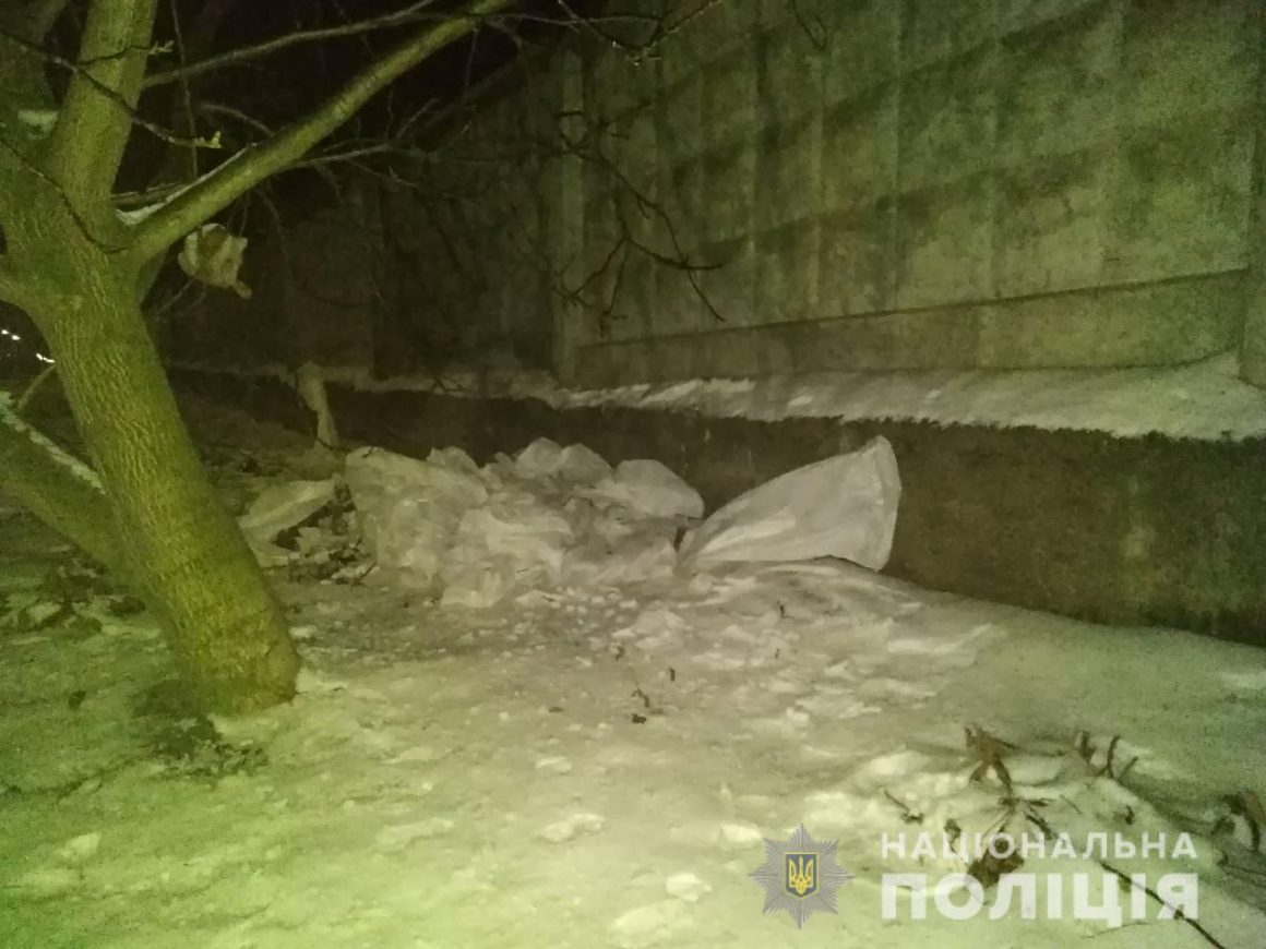 Три тонны чугуна вчетвером украли на заводе в Первомайске 1