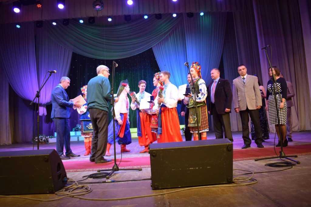 В областном дворце культуры чествовали николаевцев-лауреатов областной премии имени Аркаса 17