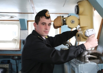 Опубликованы полный список имен и фото захваченных Россией моряков. Среди них один николаевец