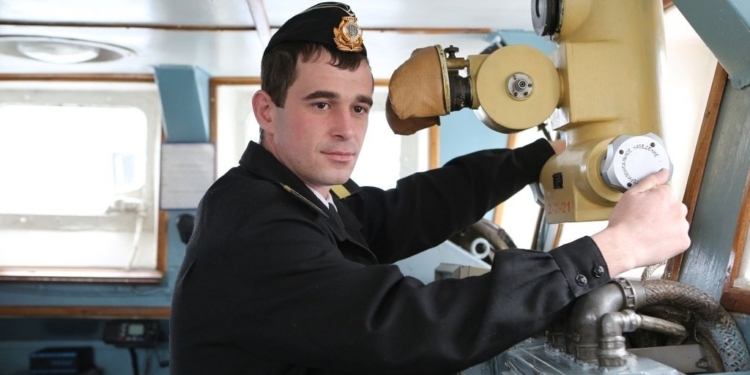 Опубликованы полный список имен и фото захваченных Россией моряков. Среди них один николаевец