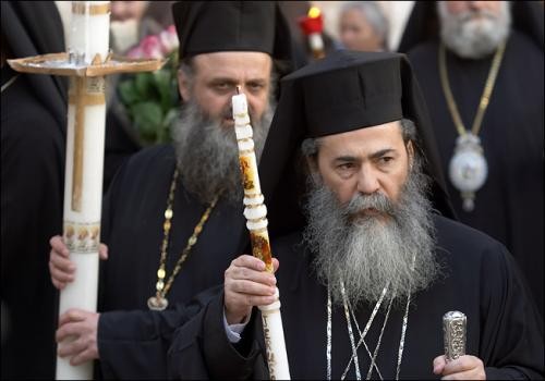 В Греции 10 тысяч священников перестанут быть госслужащими, но по-прежнему будут получать деньги от государства 1