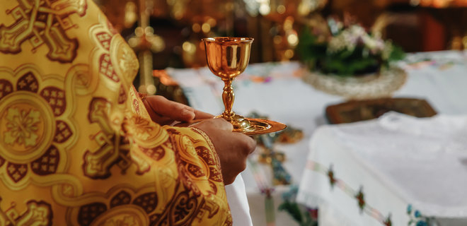 Представители УПЦ МП рассказали Порошенко о безумном давлении на них