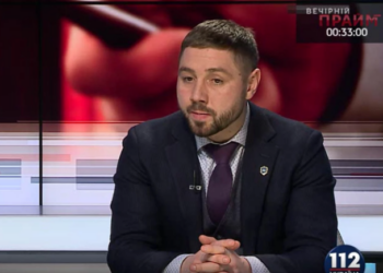 Адвокат Януковича заявил, что экс-президент будет лечиться 2-3 недели, и попросил допросить Ставицкого