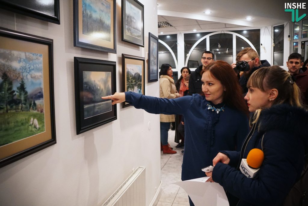 Природа, окутанная эльфийским туманом. Художница Евгения Наконечная представила николаевцам выставку о Норвегии и человеке 18