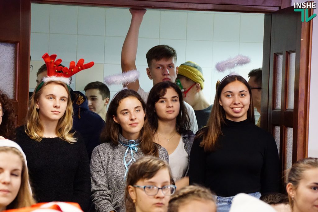 «Классный способ провести зимний вечер в праздничной атмосфере»: студенты УАЛ открыли в Николаеве Мастерскую Святого Николая 7
