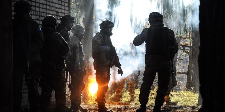 Николаевские морпехи учатся под руководством инструкторов США