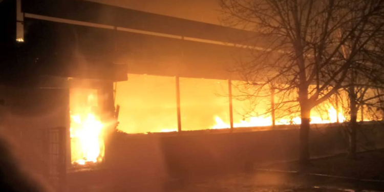 Ночью на Николаевщине сгорел магазин площадью 400 кв.м