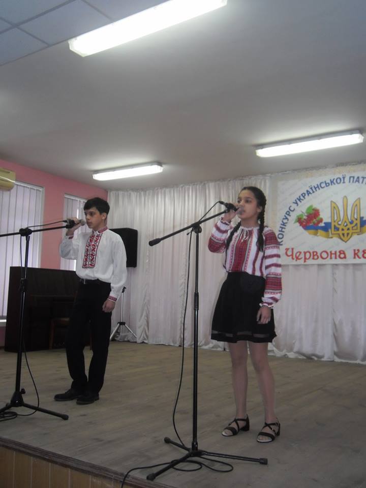 В Николаеве состоялся ХХІІ конкурс украинской патриотической песни "Червона калина" 3