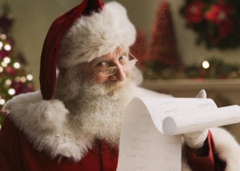 В США арестовали мужчину, который рассказывал детям, что Санта-Клаус не настоящий