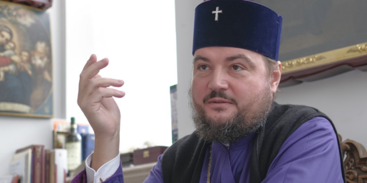 Еще один митрополит бывшей УПЦ МП объявил о переходе в новую церковь в Украине
