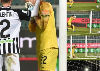 Автогол сезона: вратарь финтом ушел от соперника и завел мяч в собственные ворота