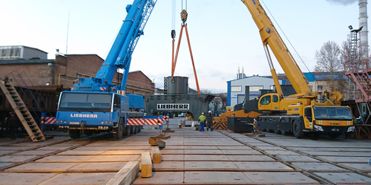 Хорошая новость. На судостроительном заводе “Нибулон” устанавливают 400-тонный кран