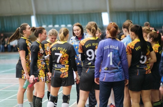 Гандболистки николаевского «Реала» обыграли киевский «Спартак»