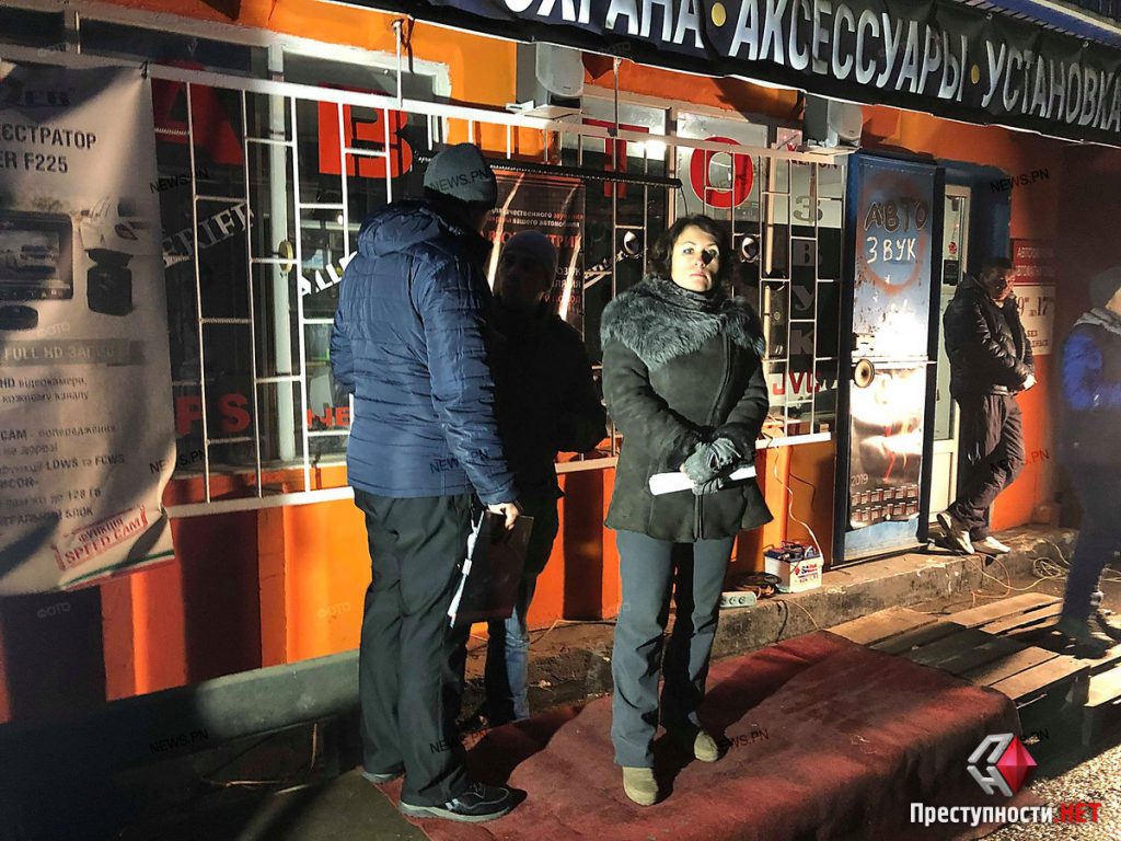 В Николаеве митинговали против закрытия авторынка и стройки стоянки на 6-й Слободской 11