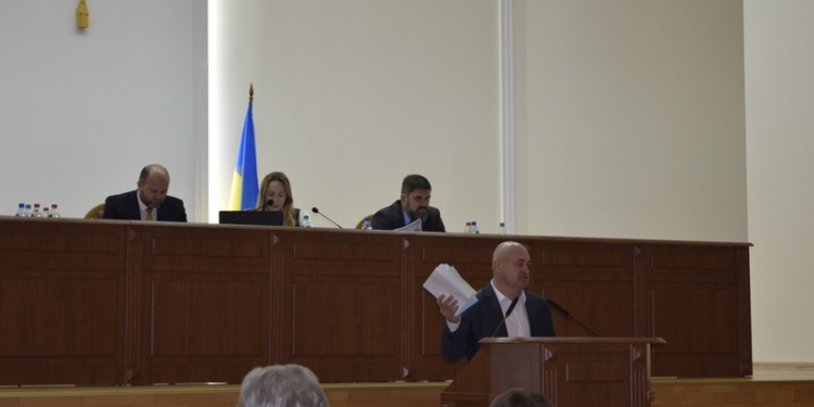 Стартовала «бюджетная» сессия Николаевского облсовета. Олабин предложил самораспуститься и передать полномочия депутатов Савченко