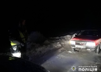 На Николаевщине частично разблокировали трассу М-13 в Арбузинском районе – пока проехать могут только легковушки