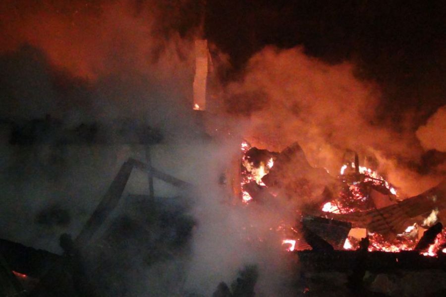 В Карпатах во время пожара в гостинице погиб человек 1