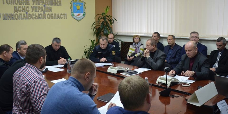 Ситуация в области контролируемая, а завтра погода улучшится. Итоги онлайн-совещания в связи со снегопадом