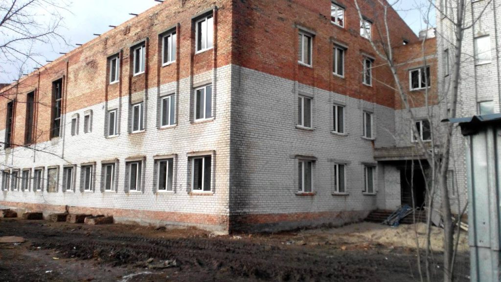 Сенкевич намерен довести до конца строительство нового корпуса школы №22. На первый этап уже потратили 2 миллиона гривен 1