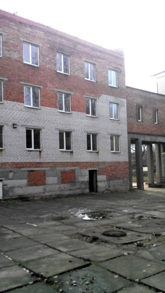 Сенкевич намерен довести до конца строительство нового корпуса школы №22. На первый этап уже потратили 2 миллиона гривен 11