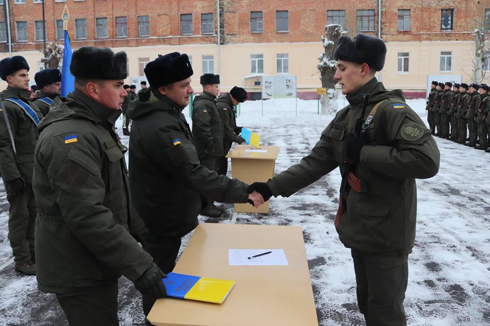 Призывники с Николаевщины, попавшие в ряды Нацгвардии, приняли присягу на верность народу Украины 12