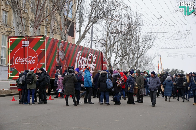 Свято наближається. Когда приезд грузовика в Николаев стал культурным событием 9