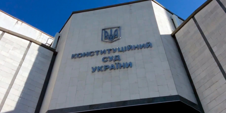 Суд признал неконституционным ограничение льгот ветеранов войны