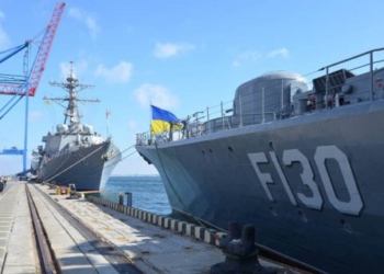 Порошенко подписал закон, расширяющий вдвое зону контроля Украины в Черном море