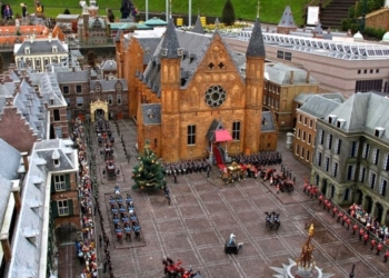 Нидерланды устроят грандиозное новогоднее шоу под стенами парламента