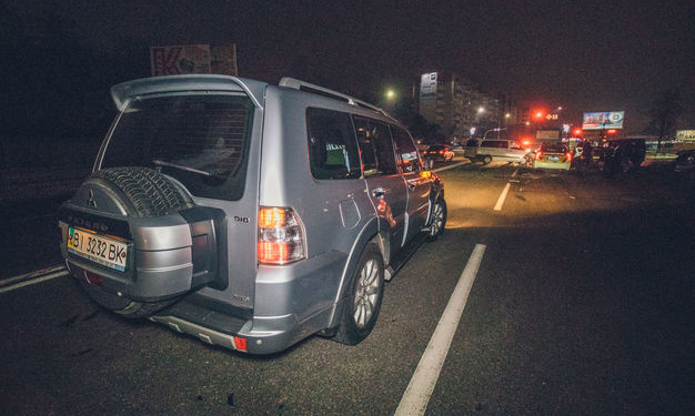 На въезде в Борисполь пьяный водитель устроил масштабное ДТП