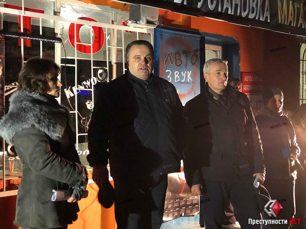 В Николаеве митинговали против закрытия авторынка и стройки стоянки на 6-й Слободской 3