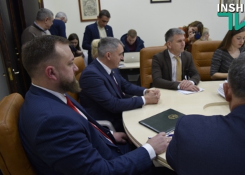 Бюджетная комиссия горсовета рекомендовала Сенкевичу внести изменения в проект бюджета на 2019 год, чтоб найти 165 миллионов для областных программ