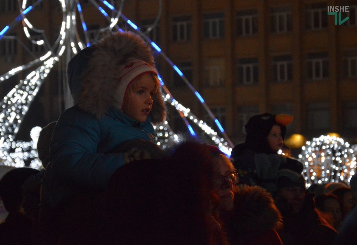 «Николаевская елка 2019»: на Соборной площади зажгли Главную городскую елку 21