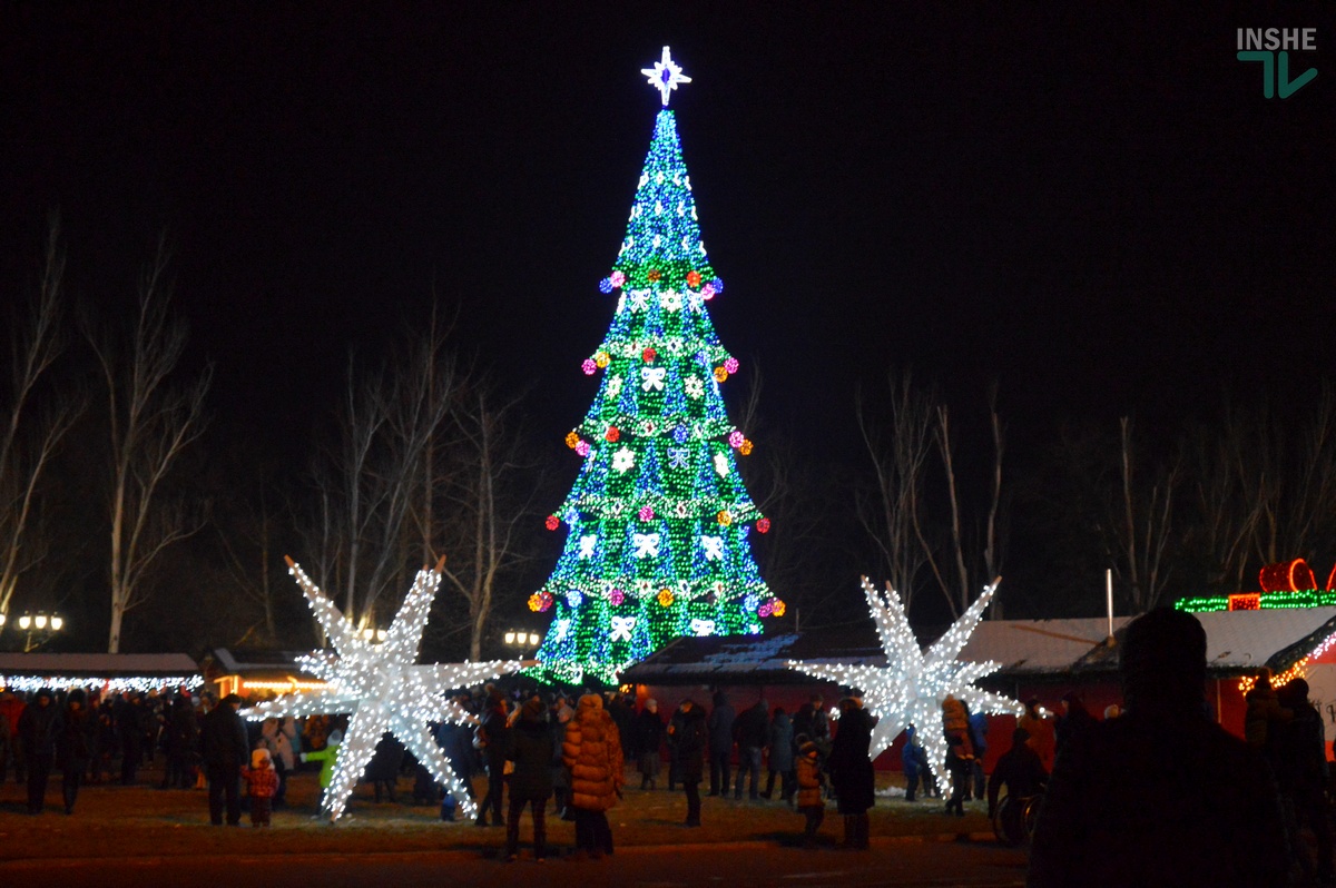 «Николаевская елка 2019»: на Соборной площади зажгли Главную городскую елку
