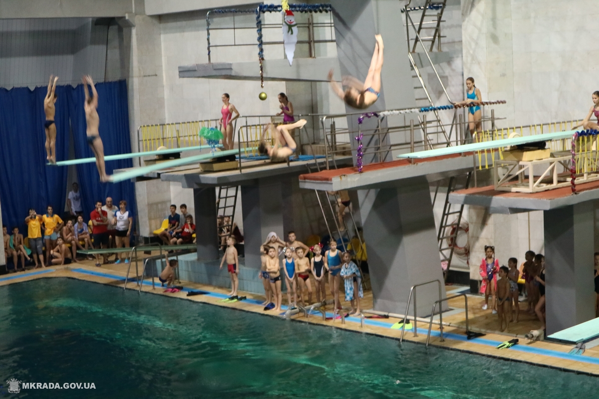 Николаевские пловцы похвастались новыми трамплинами в «Водолее». В следующем году им пообещали приобрести еще три снаряда