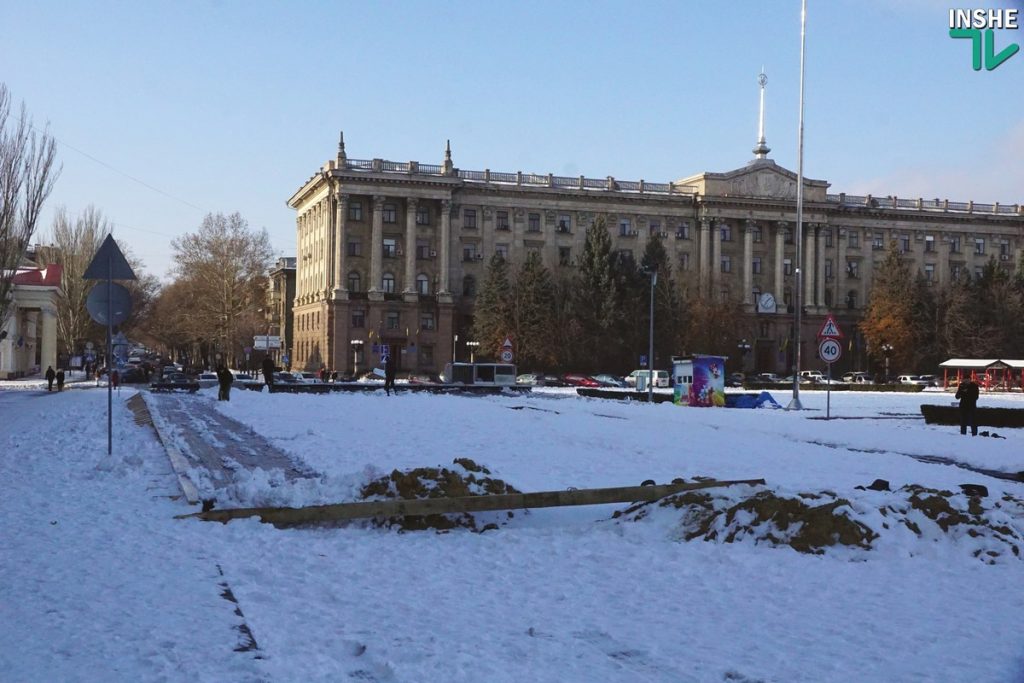Отмечать новогодние праздники Николаев начнет с 19 декабря, невзирая на военное положение 21
