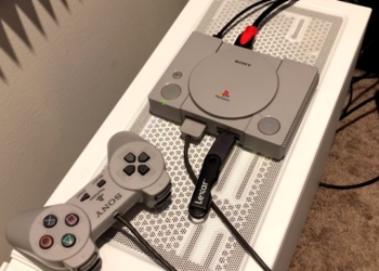 Хакеры полностью взломали PlayStation Classic