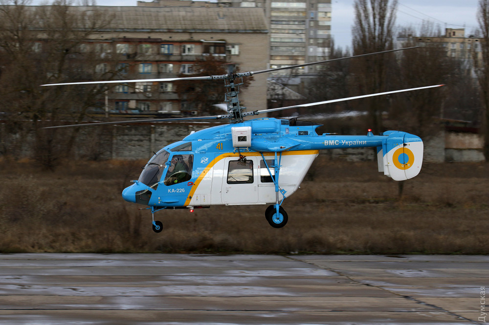 Николаевские военные авиаторы совершили первые полеты на новом вертолете Ка-226 1