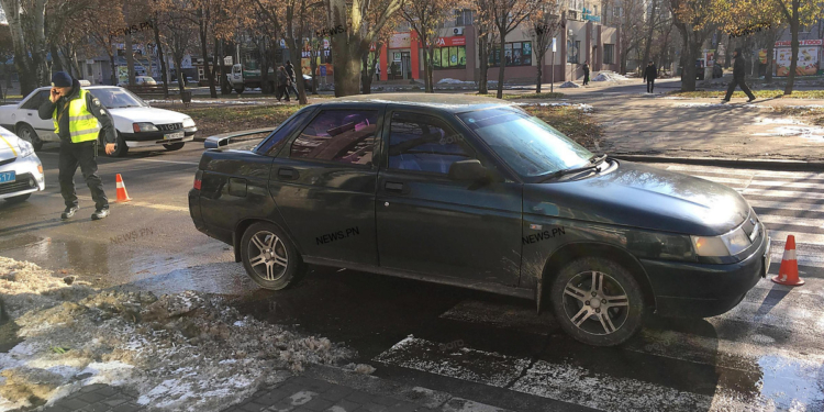 На Центральном проспекте сбили пенсионера, переходившего дорогу по «зебре»