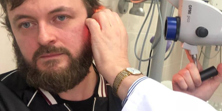 “Новый год в больнице и потеря слуха”. Dzidzio отменяет концерты после избиения