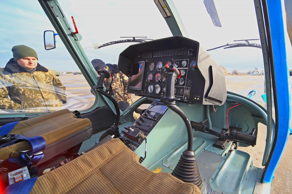 Николаевские военные авиаторы совершили первые полеты на новом вертолете Ка-226 7